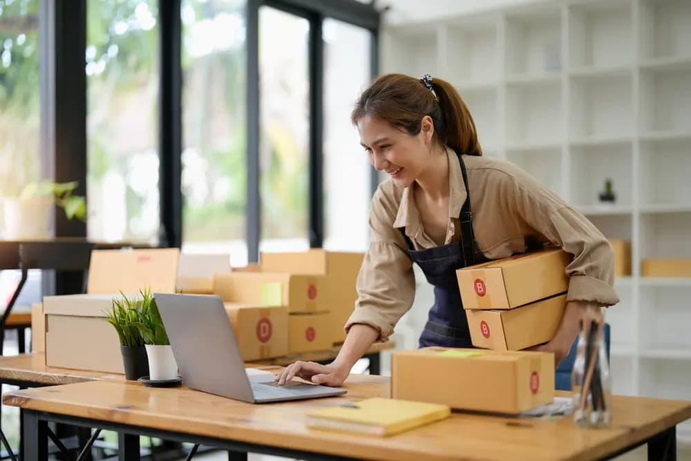 Uso de inteligencia artificial para tomar decisiones comerciales en pequeños negocios digitales