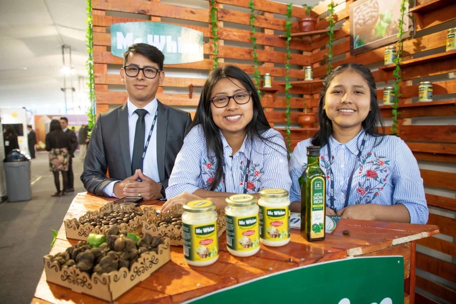 Empresarios en seminario de innovación